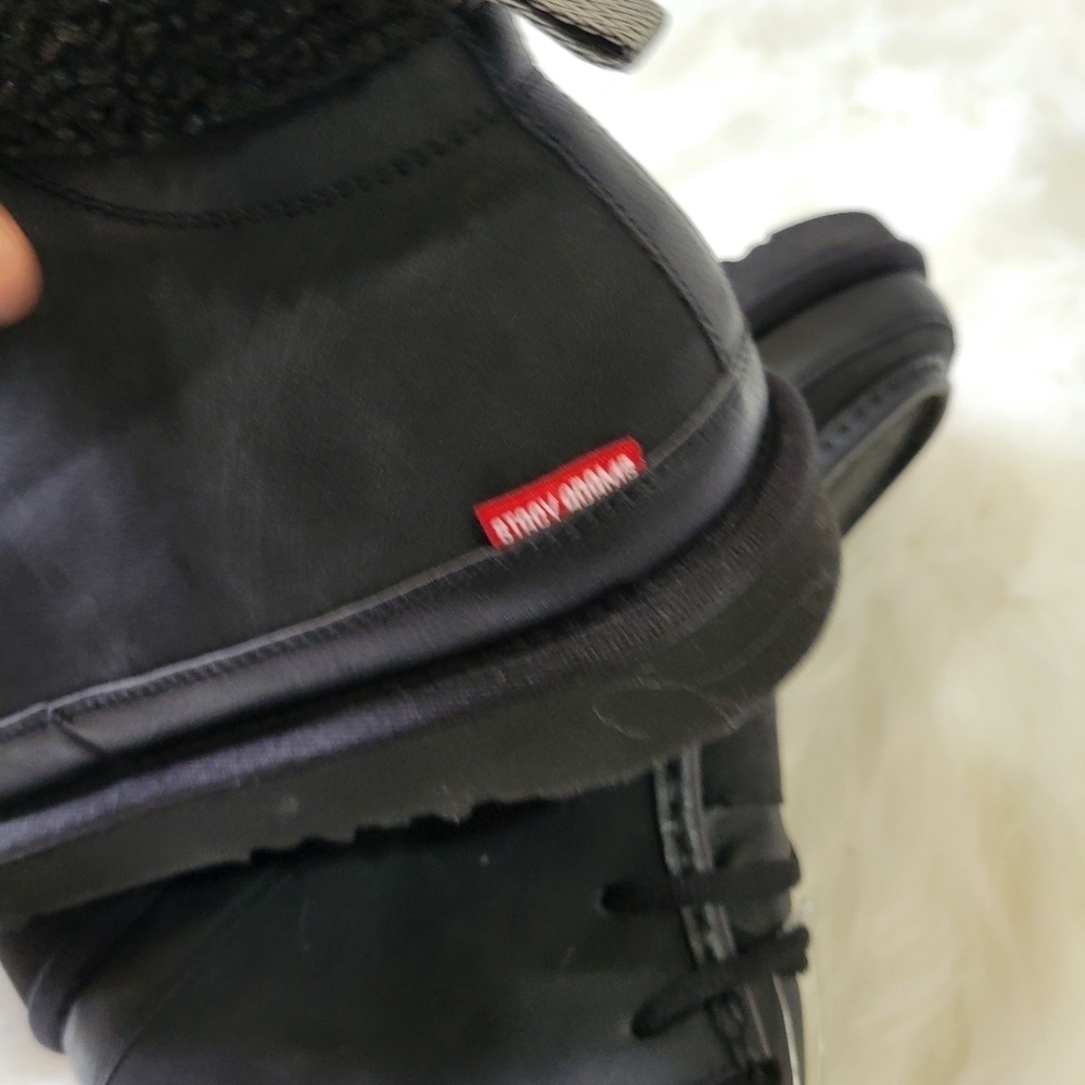 Stacy Adams Black Fur-Lined Boots - Picture 9 of 11